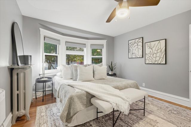 937 Hague Avenue, Saint Paul, MN 55104