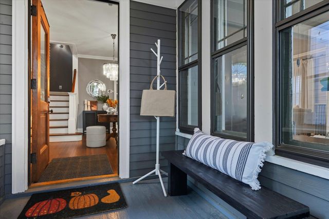 937 Hague Avenue, Saint Paul, MN 55104