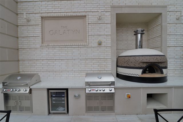 3030 Monticello Avenue 1802, Dallas, TX 75205