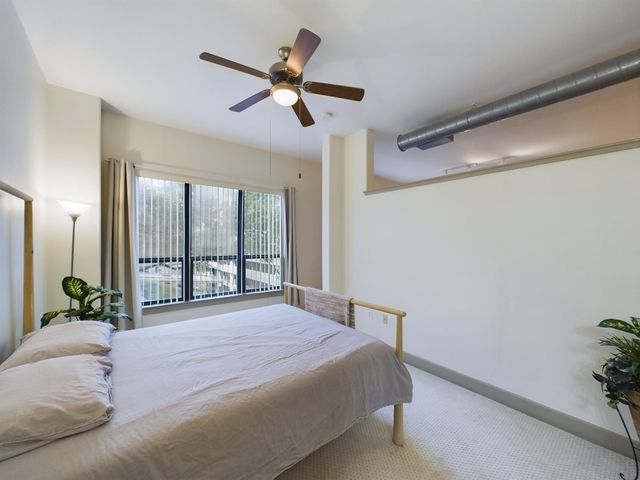 1901 Post Oak Boulevard 2215, Houston, TX 77056