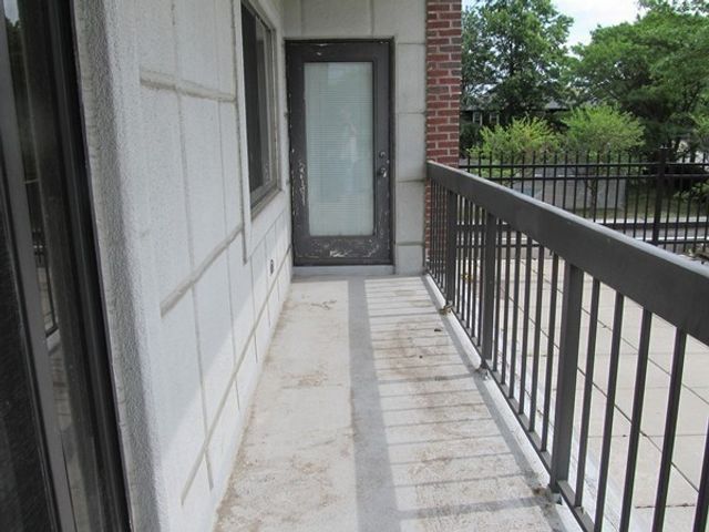 90 Quincy Shore Dr 117, Quincy, MA 02171