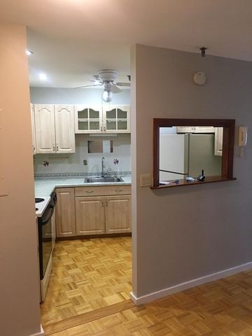 90 Quincy Shore Dr 117, Quincy, MA 02171