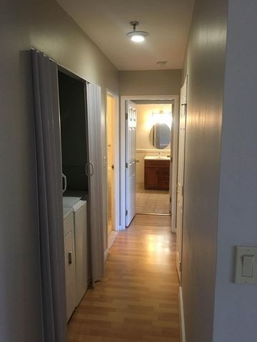 90 Quincy Shore Dr 117, Quincy, MA 02171