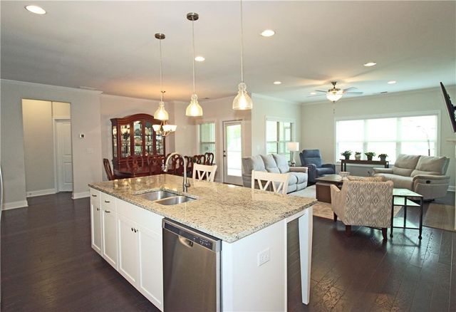 1725 Nestledown Drive, Cumming, GA 30040