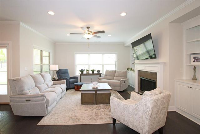 1725 Nestledown Drive, Cumming, GA 30040