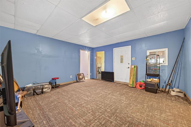 136 County Road 3708, Splendora, TX 77372