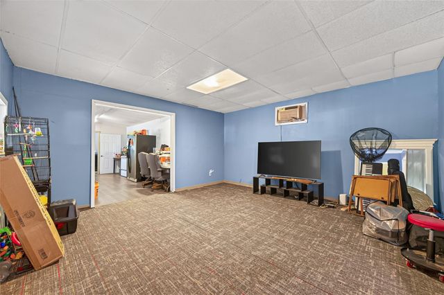 136 County Road 3708, Splendora, TX 77372