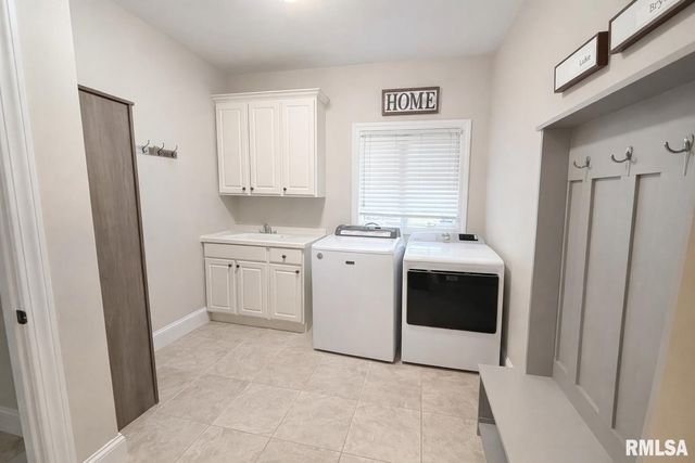 3511 W Upper Creek Court, Dunlap, IL 61525