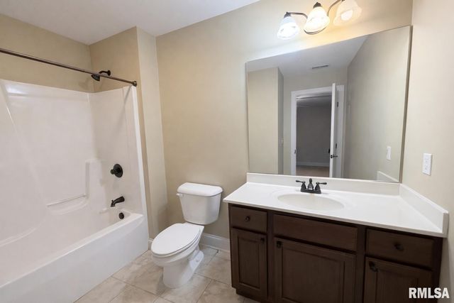 3511 W Upper Creek Court, Dunlap, IL 61525