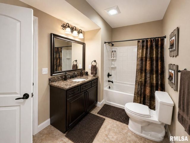 3511 W Upper Creek Court, Dunlap, IL 61525