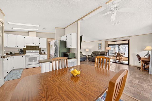 1712 W SCHWARTZ BOULEVARD, The Villages, FL 32159