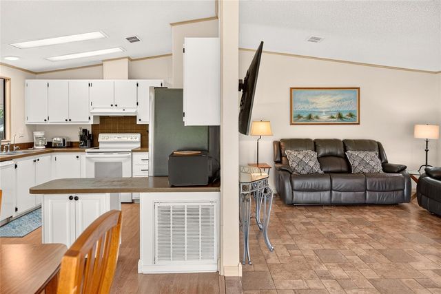 1712 W SCHWARTZ BOULEVARD, The Villages, FL 32159