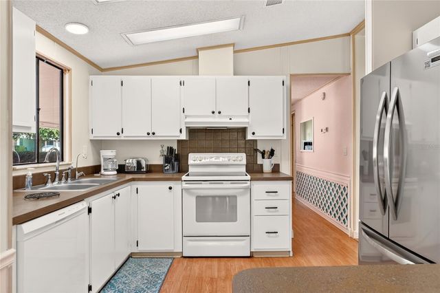 1712 W SCHWARTZ BOULEVARD, The Villages, FL 32159
