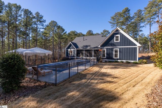 613 Aqua View Drive, Seneca, SC 29672