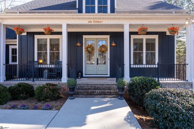 613 Aqua View Drive, Seneca, SC 29672