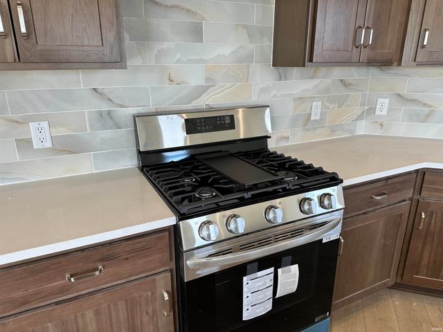 11177 Winter Quarters Pass, Fort Wayne, IN 46818