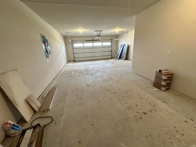 11177 Winter Quarters Pass, Fort Wayne, IN 46818