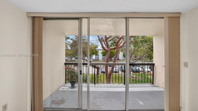 10975 SW 107th Street 202, Miami, FL 33176