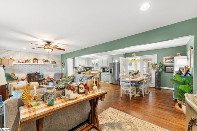 502 Rampey Street, Easley, SC 29640