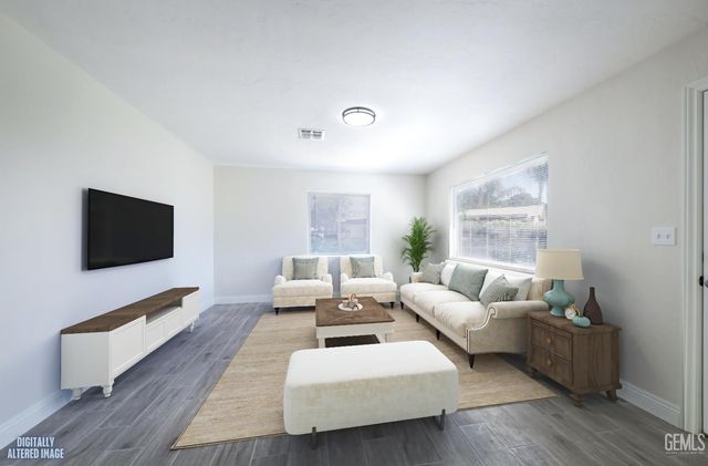 5801 Gowdy Lane, Bakersfield, CA 93307