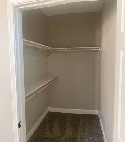 62 Woodland Hills Drive B, Conroe, TX 77303