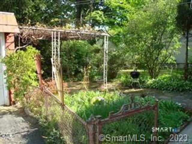 263 Roselle Street 3, Fairfield, CT 06825