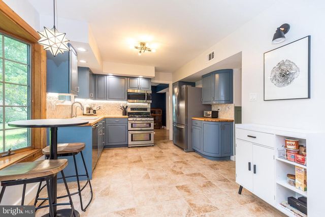 2045 FOSTER RD, Hatfield, PA 19440