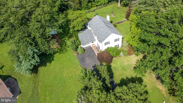 2045 FOSTER RD, Hatfield, PA 19440