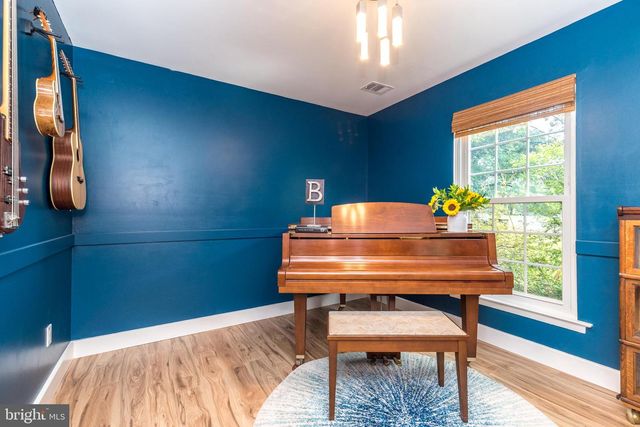 2045 FOSTER RD, Hatfield, PA 19440