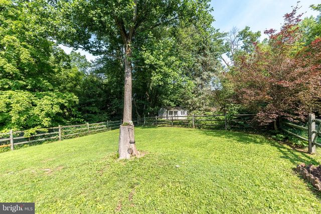 2045 FOSTER RD, Hatfield, PA 19440