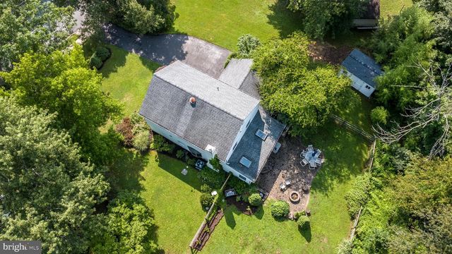 2045 FOSTER RD, Hatfield, PA 19440