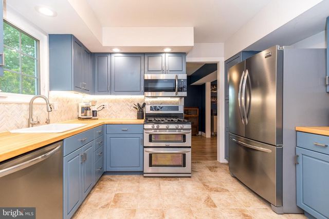 2045 FOSTER RD, Hatfield, PA 19440