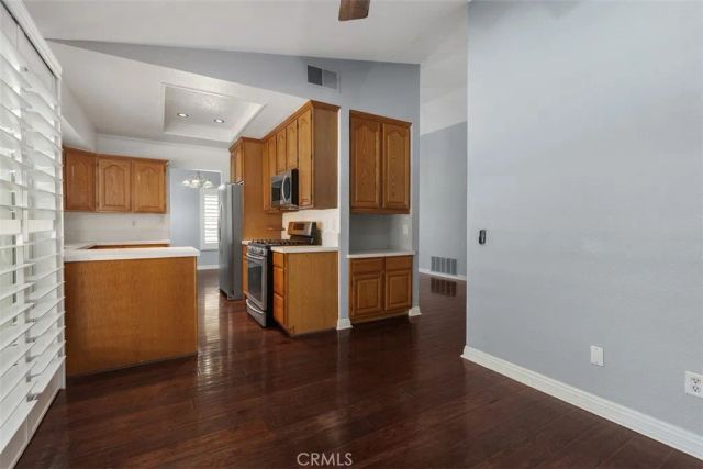 4040 Penrod Drive, Riverside, CA 92505