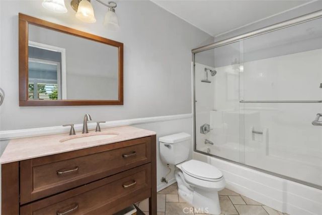 4040 Penrod Drive, Riverside, CA 92505