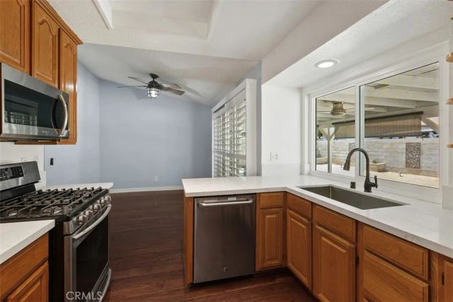 4040 Penrod Drive, Riverside, CA 92505