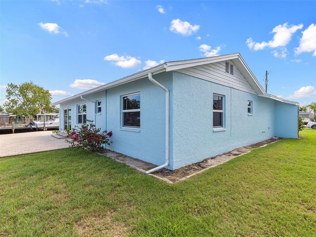 13437 LISA DRIVE, Hudson, FL 34667