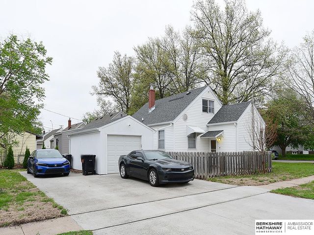 1004 E 8th Street, Fremont, NE 68025