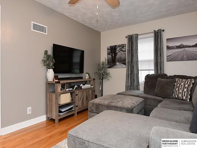 1004 E 8th Street, Fremont, NE 68025