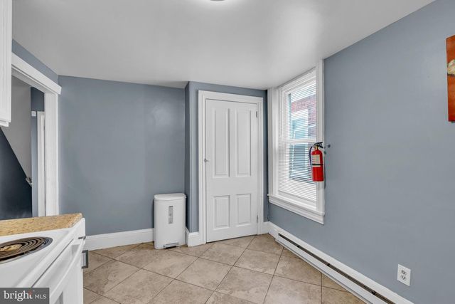 905 W MARSHALL ST, Norristown, PA 19401
