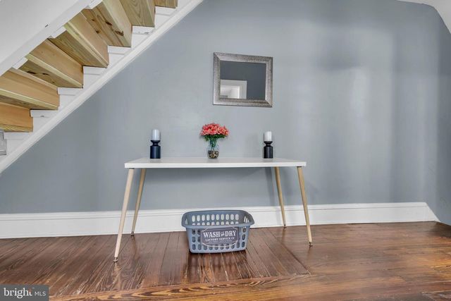 905 W MARSHALL ST, Norristown, PA 19401