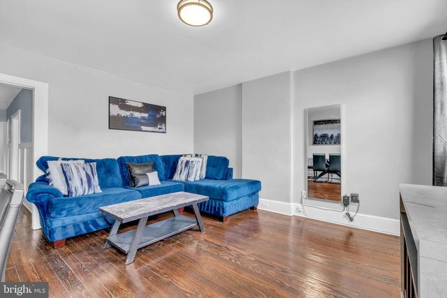 905 W MARSHALL ST, Norristown, PA 19401