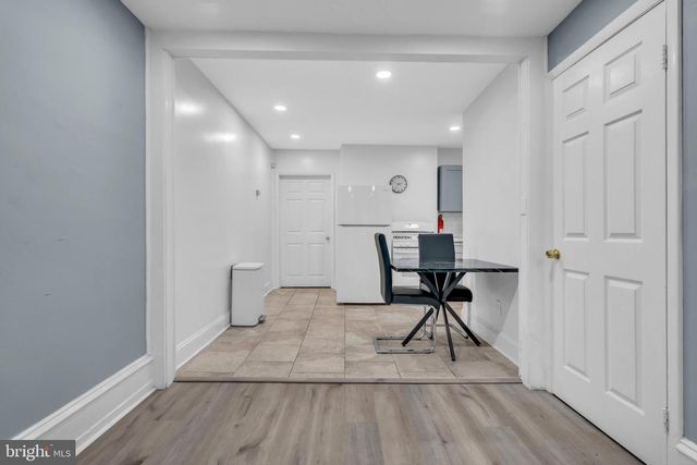 905 W MARSHALL ST, Norristown, PA 19401
