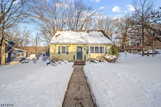 212 Spruce St, Midland Park Boro, NJ 07432