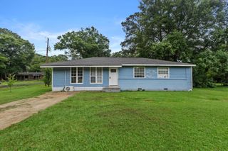 201 Herrod St., Petal, MS 39465