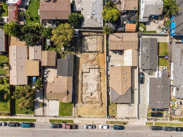 1114 E Glencoe, Compton, CA 90221