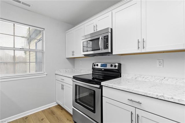 4446 Segovia CT, Virginia Beach, VA 23462