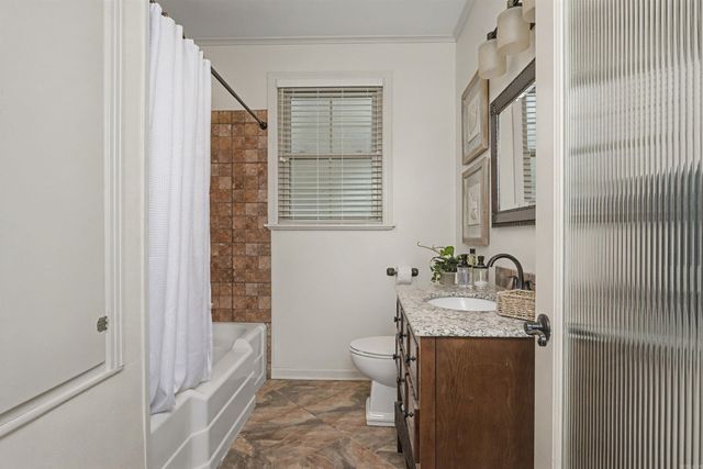 1605 W 35th Avenue, Pine Bluff, AR 71603