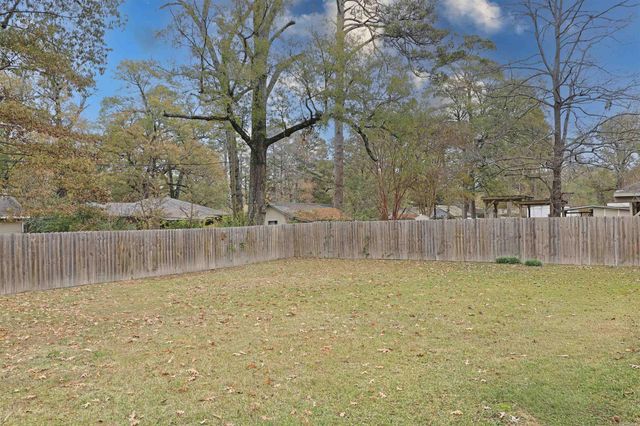 1605 W 35th Avenue, Pine Bluff, AR 71603