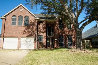1806 Shadow Haven Court, Fresno, TX 77545