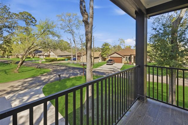 294 Apple Valley, Conroe, TX 77304